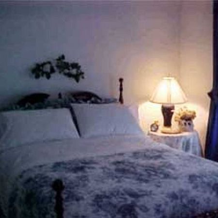 The Confederate House Hotel ซาวานนาห์ ภายนอก รูปภาพ